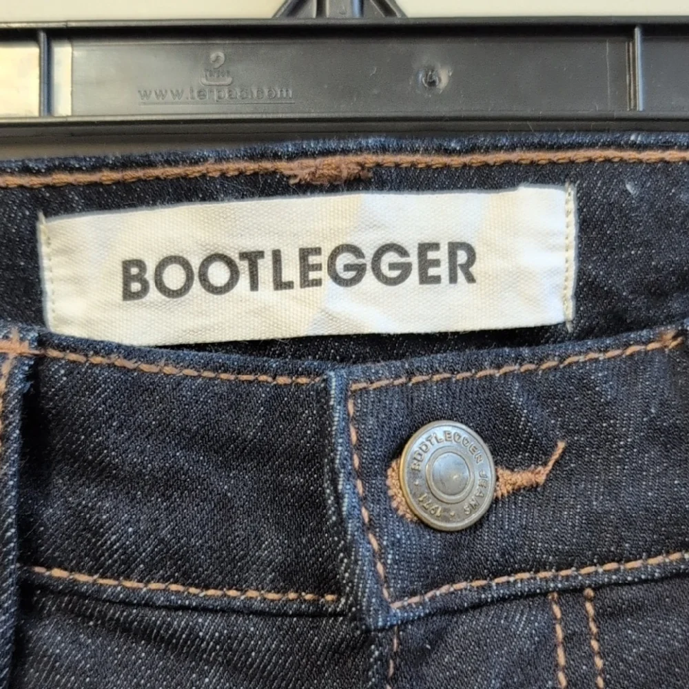 NEW High Rise Flared Jeans - Picture 3 of 4